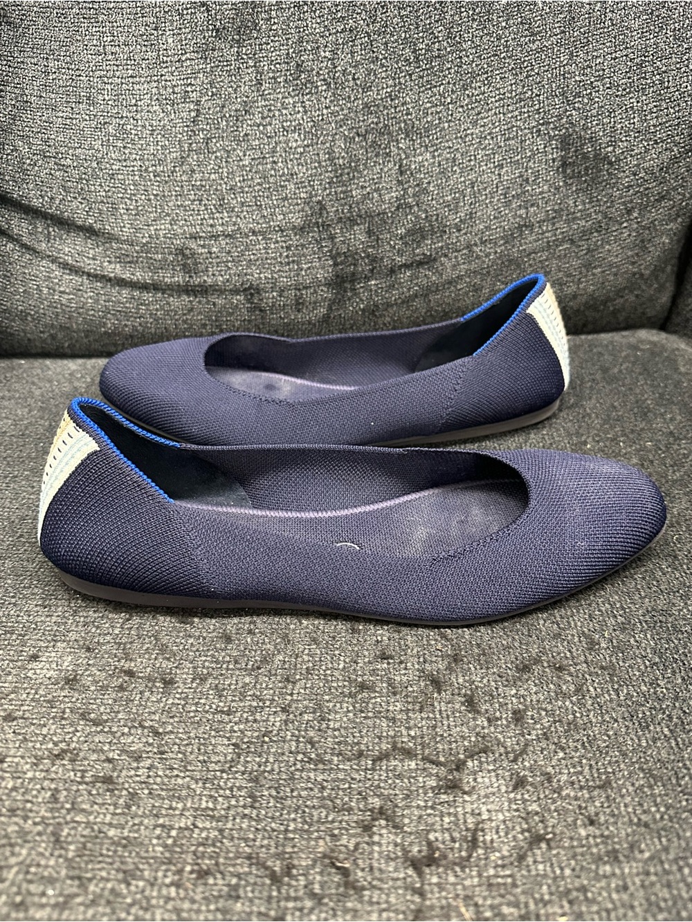 Rothy’s Women’s Navy Knit Ballet Flats with Contrast Heel size 9.5